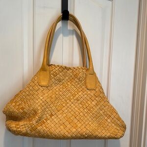 Falor Italia made in Italy Elegant hand Woven yellow Handbag